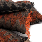 Coussins texturés avec franges en coton noir et orange à motif chevron 30x50 cm