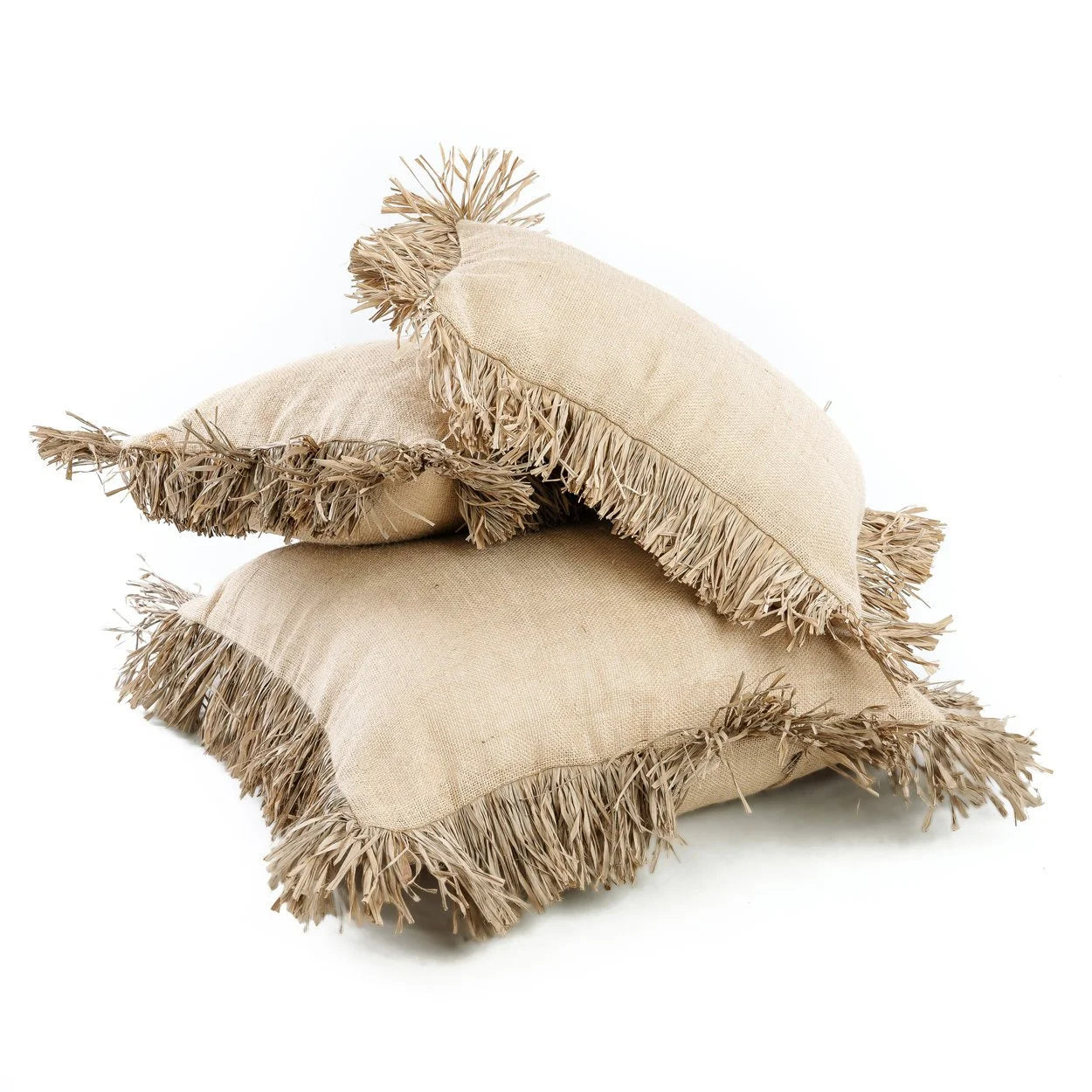 Coussin rectangulaire en jute naturel avec franges décoratives et coussins beige stacked