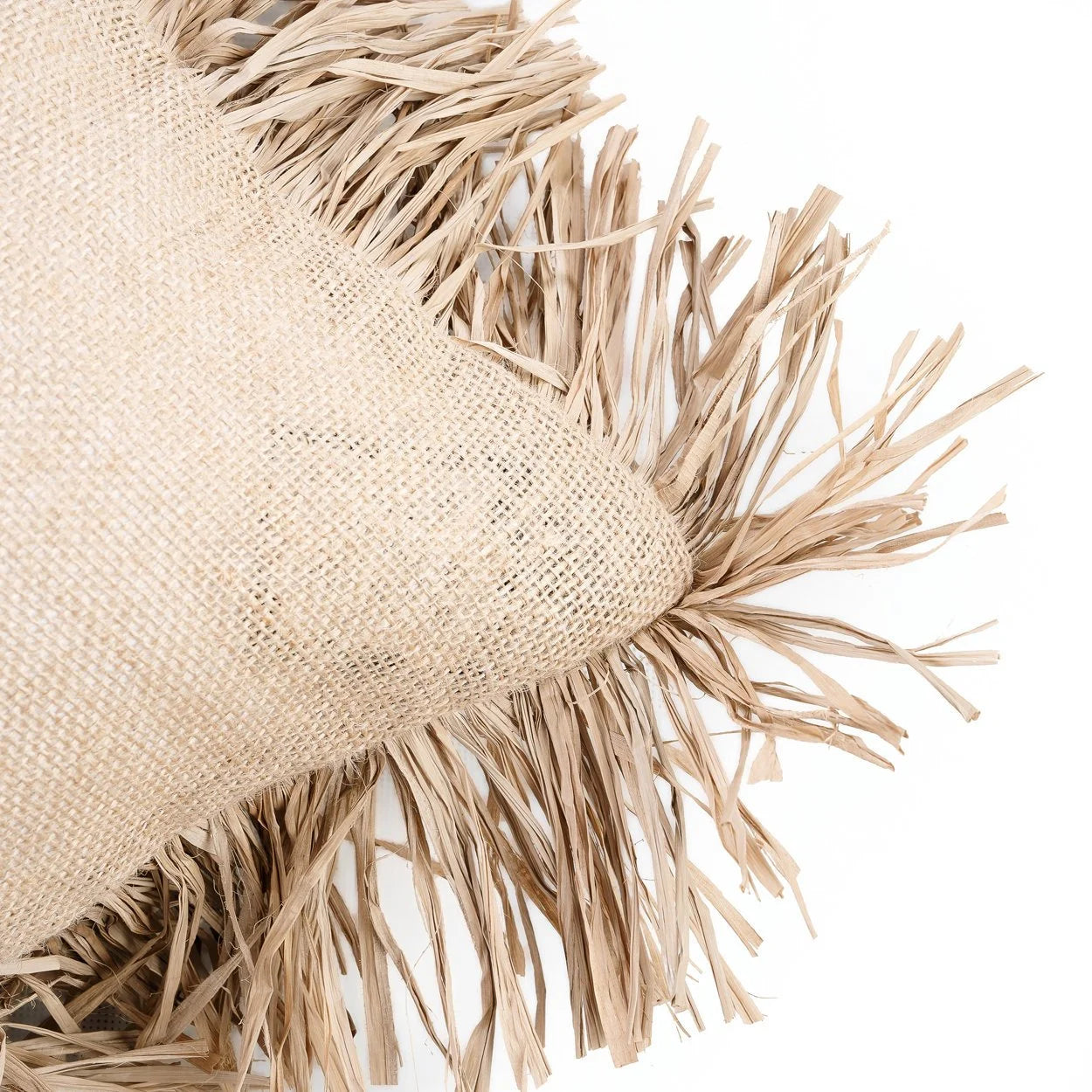 Coussin rectangulaire en jute naturel avec franges en raffia pour la décoration intérieure