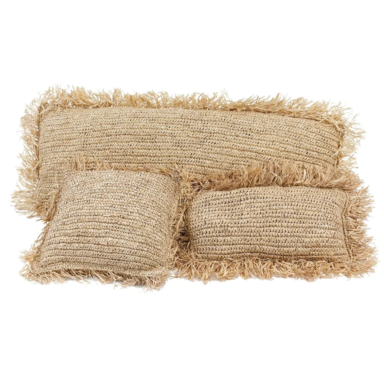 Trois housses de coussin rectangulaires en raphia naturel avec franges, 35x100 cm