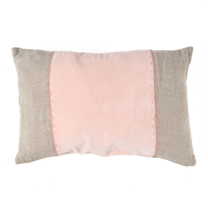 Housse de coussin rectangulaire en velours rose et lin greige