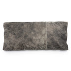 Oreiller rectangulaire en suède gris 30x60 cm, élégant et confortable pour la décoration