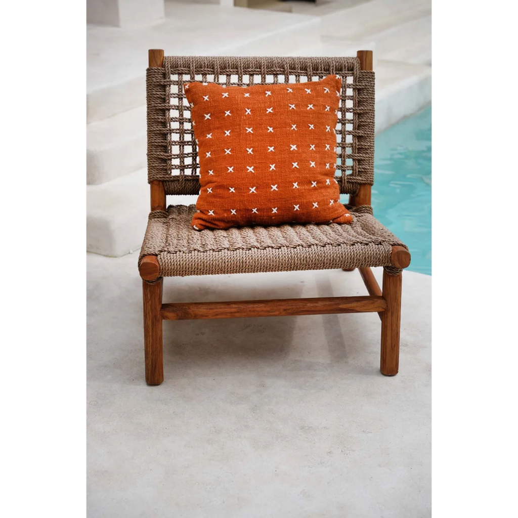 Housse de coussin terracotta brodée en coton motif croix blanches 50x50 cm