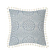 Variante 1 de la housse de coussin bleu géométrique avec franges et motifs géométriques