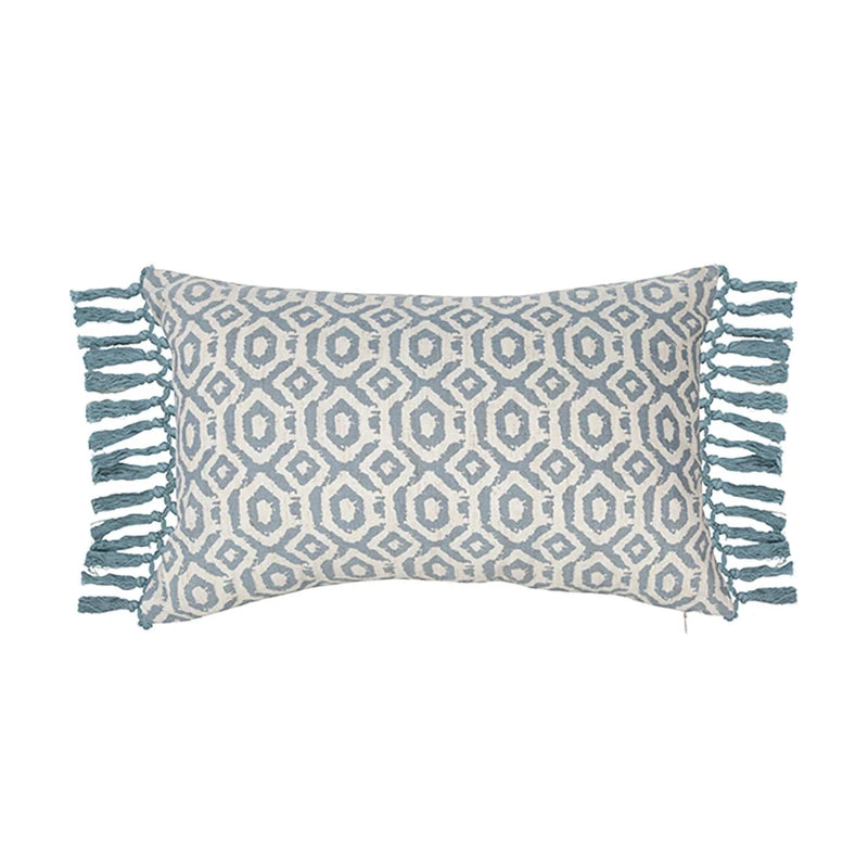 Variante 5 de la housse de coussin bleu géométrique avec franges et motifs bohèmes