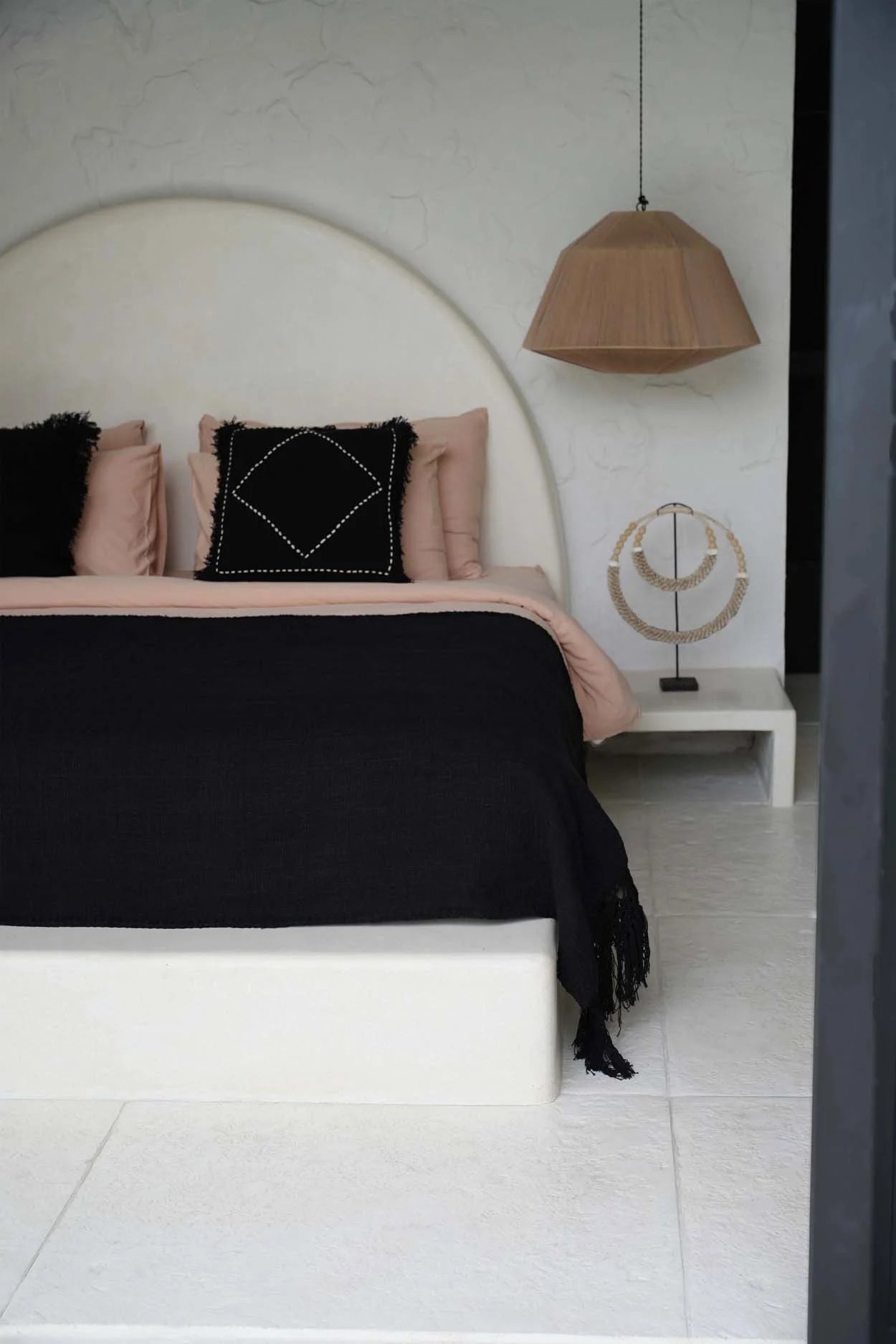 Jeté de lit en coton noir 260x122 cm confortable
