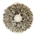 Décoration murale en plumes avec centre en coquillage, gris brun, diamètre 60 cm