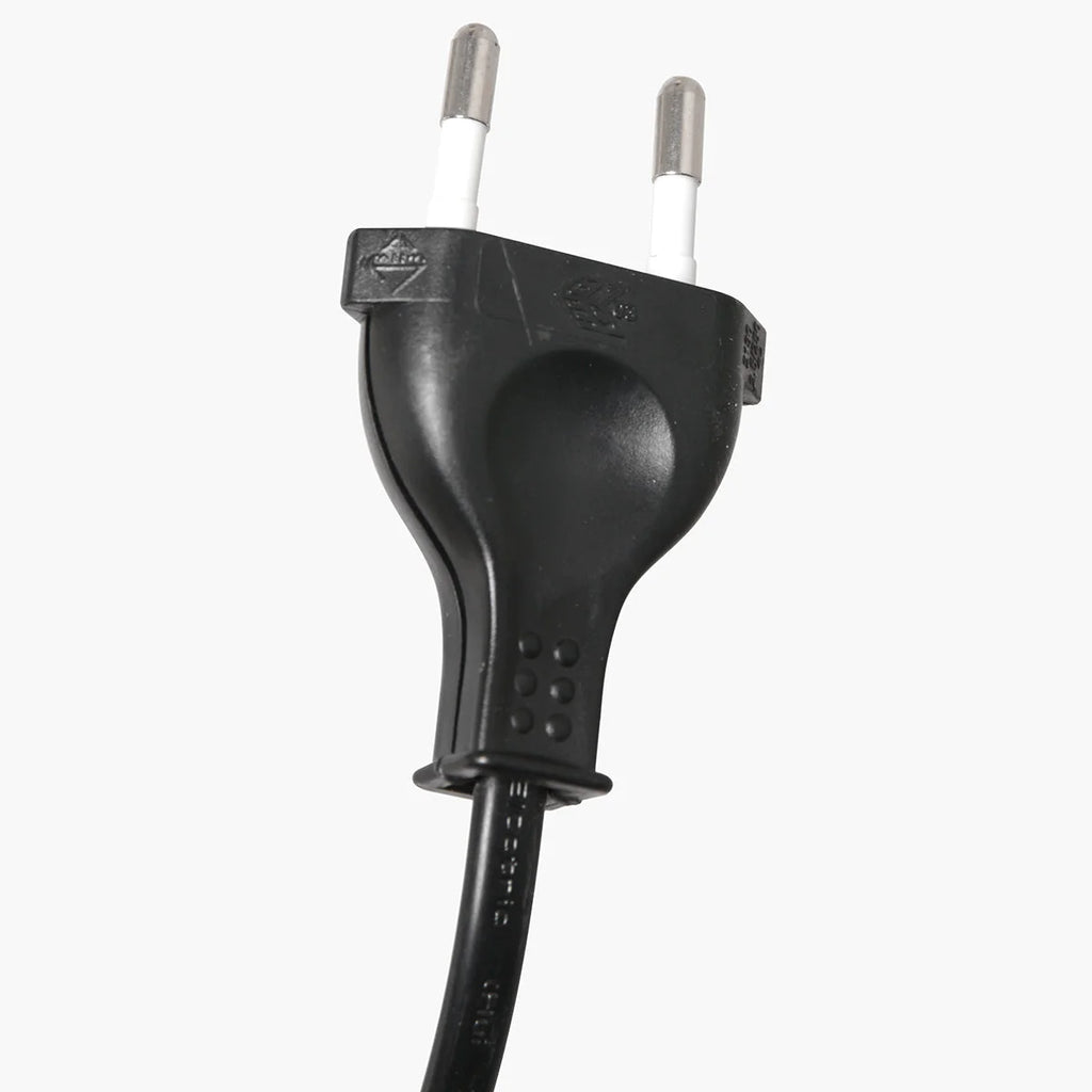 Fiche électrique noire en plastique à deux broches rondes et terre, pour lampe arc métal noir