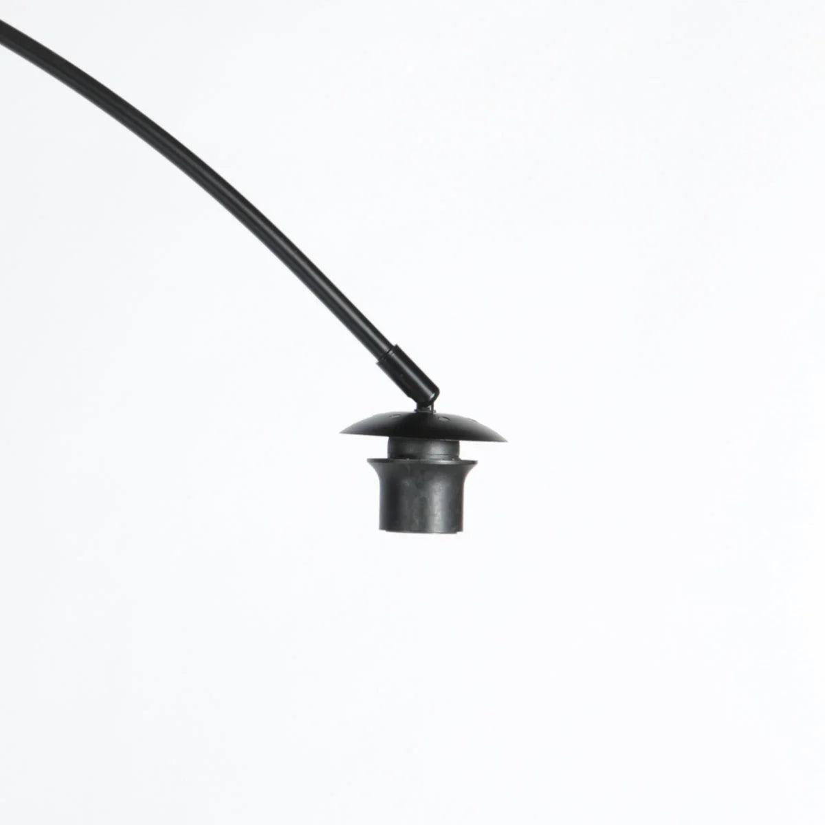 Lampadaire arqué en métal noir avec abat-jour lin beige cylindrique H193 cm