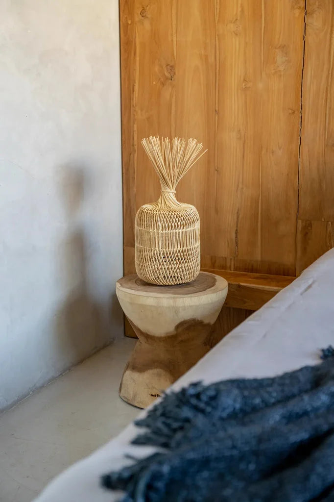 Vase tissé avec un sommet en paille pour le lampadaire Dumpling Suspension Naturel S