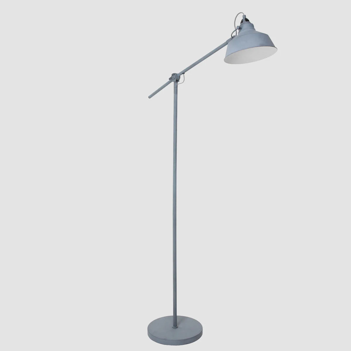 Lampadaire en métal gris à bras articulé et abat-jour conique, hauteur 172 cm