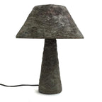 Lampe à poser en béton gris texture brute forme conique – H38 cm