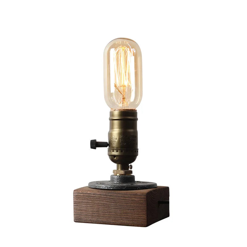 lampe bois vintage avec filament tube à l'intérieur d'une pièce