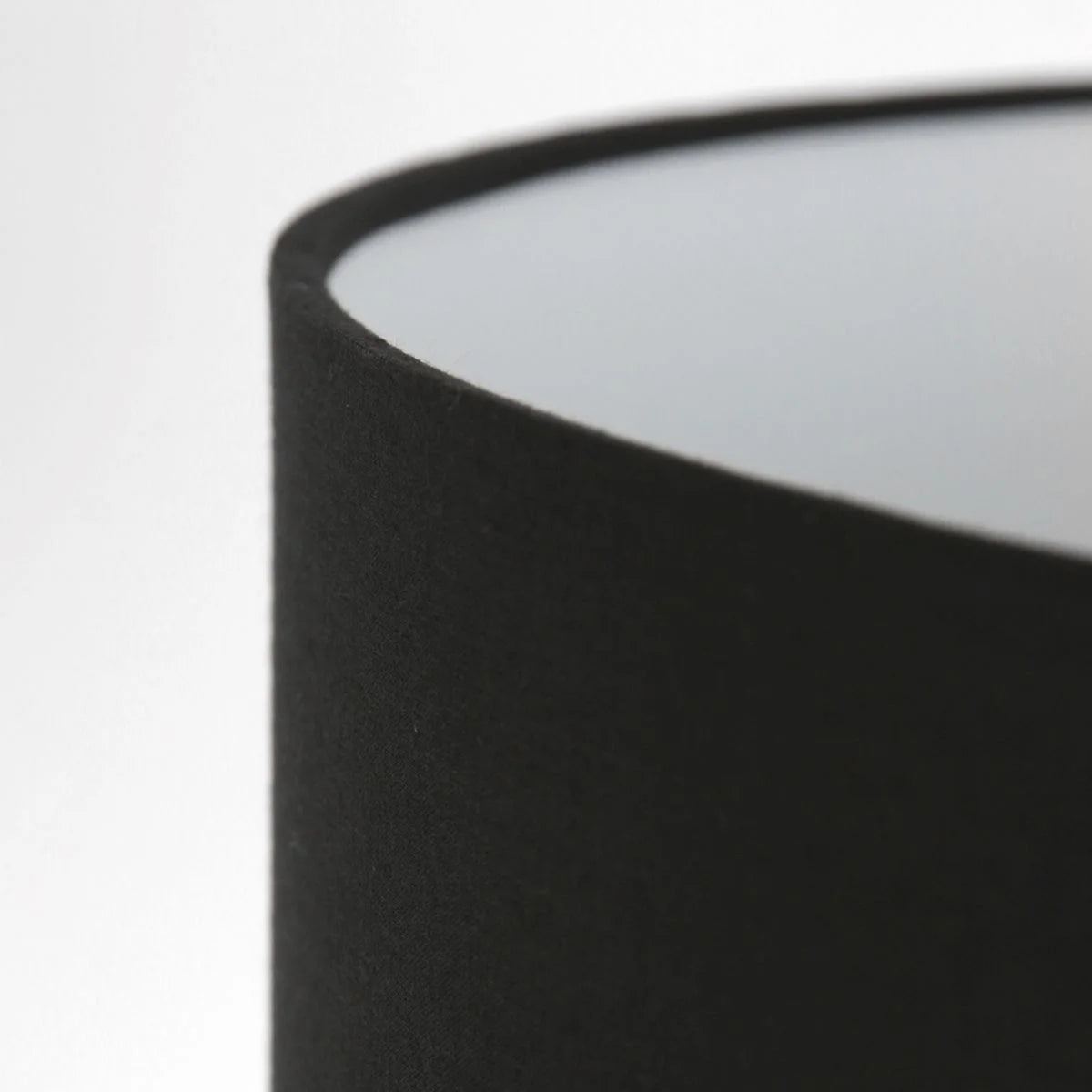 Abat-jour en tissu noir pour lampe sur pied trépied en bois, Hauteur 165 cm