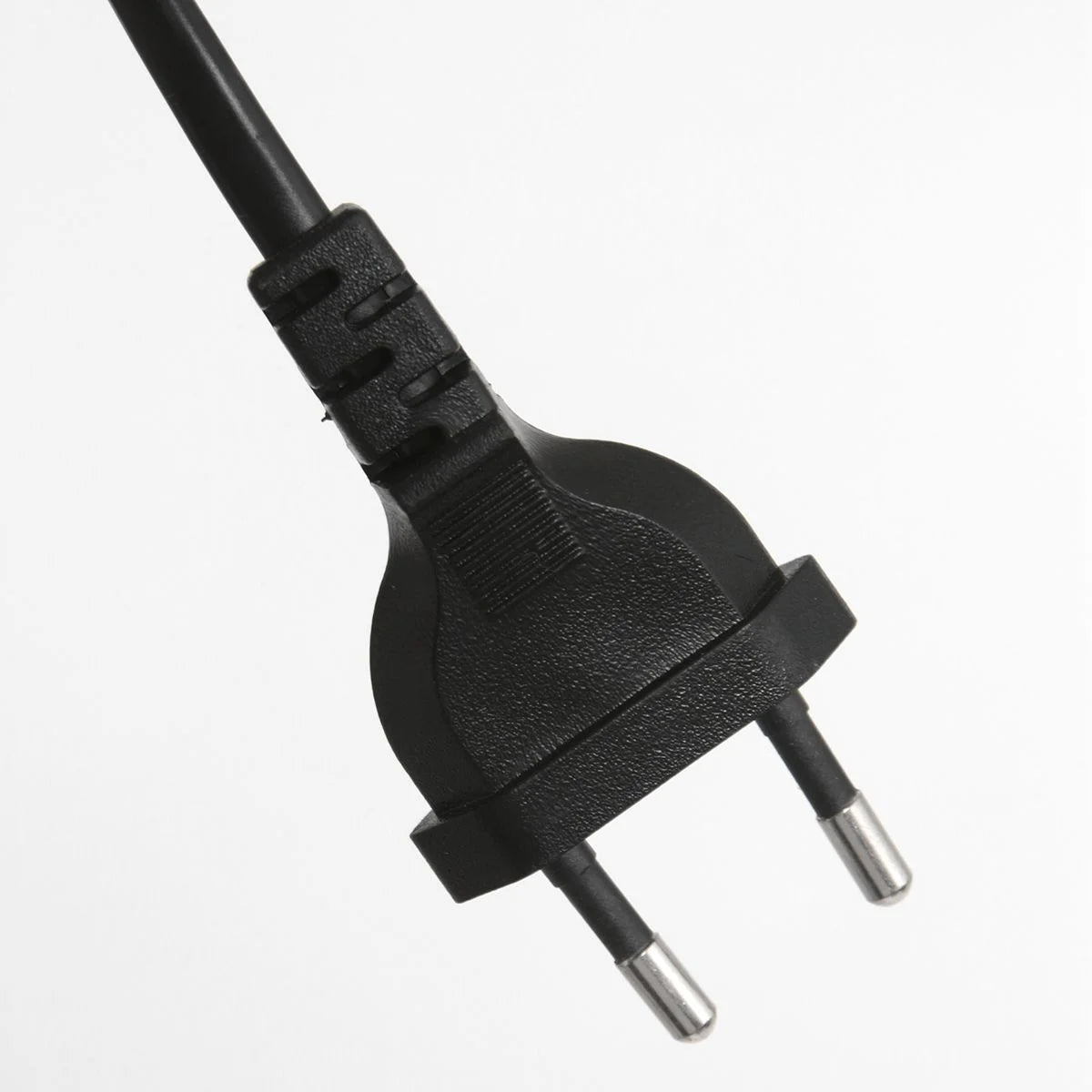 Prise électrique à deux broches noire pour lampe sur pied en bois et métal