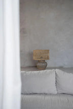 Lampe de table en tissu tissé avec base en céramique pour La lampe de table Kythira