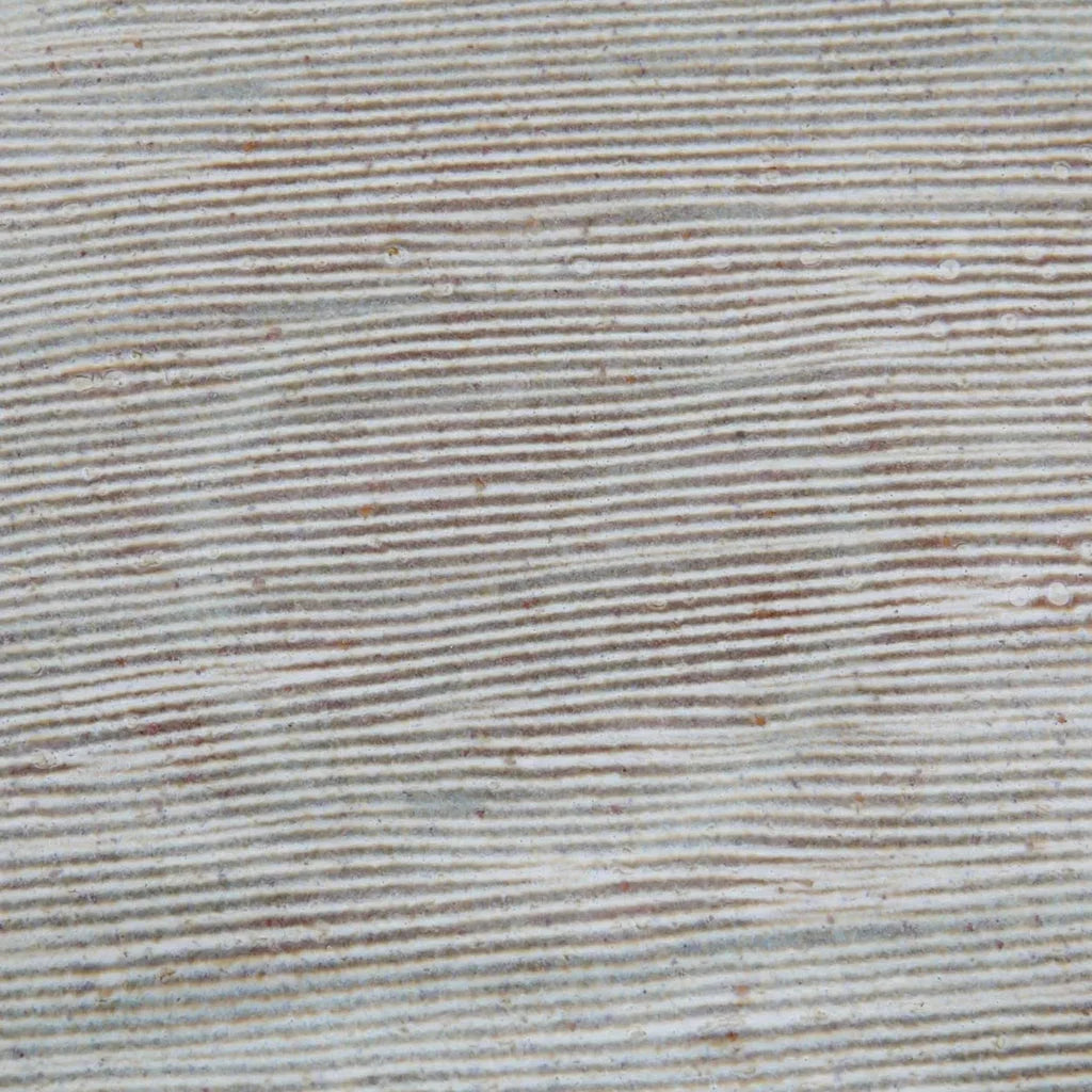 Surface neutre à textures et rayures pour l’ensemble de 4 L’assiette de dîner Peniche