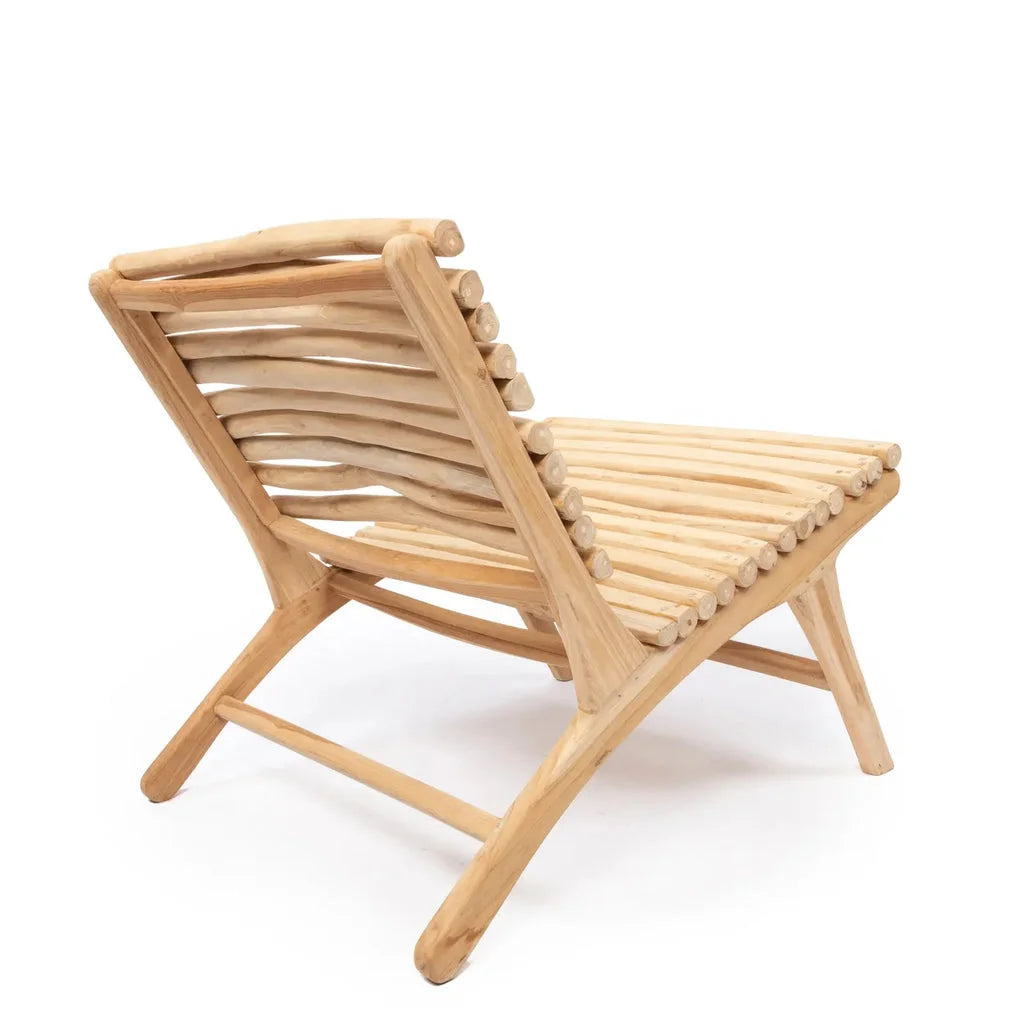 Chaise longue en lattes de bois Naturel LIslander pour le confort extérieur