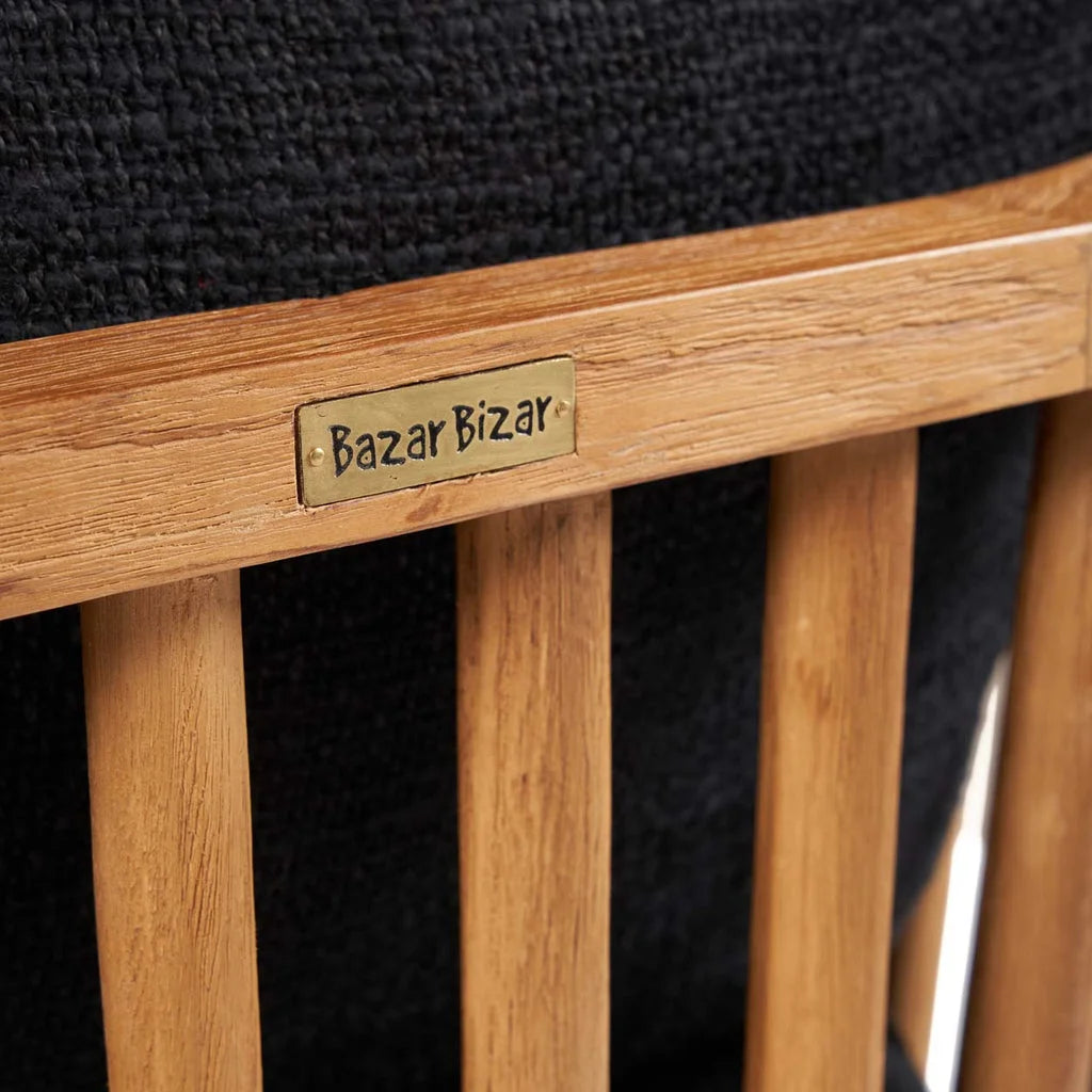 Cadre de chaise en bois avec étiquette Bazar Bizar du produit Le Malawi One Seater Noir Naturel