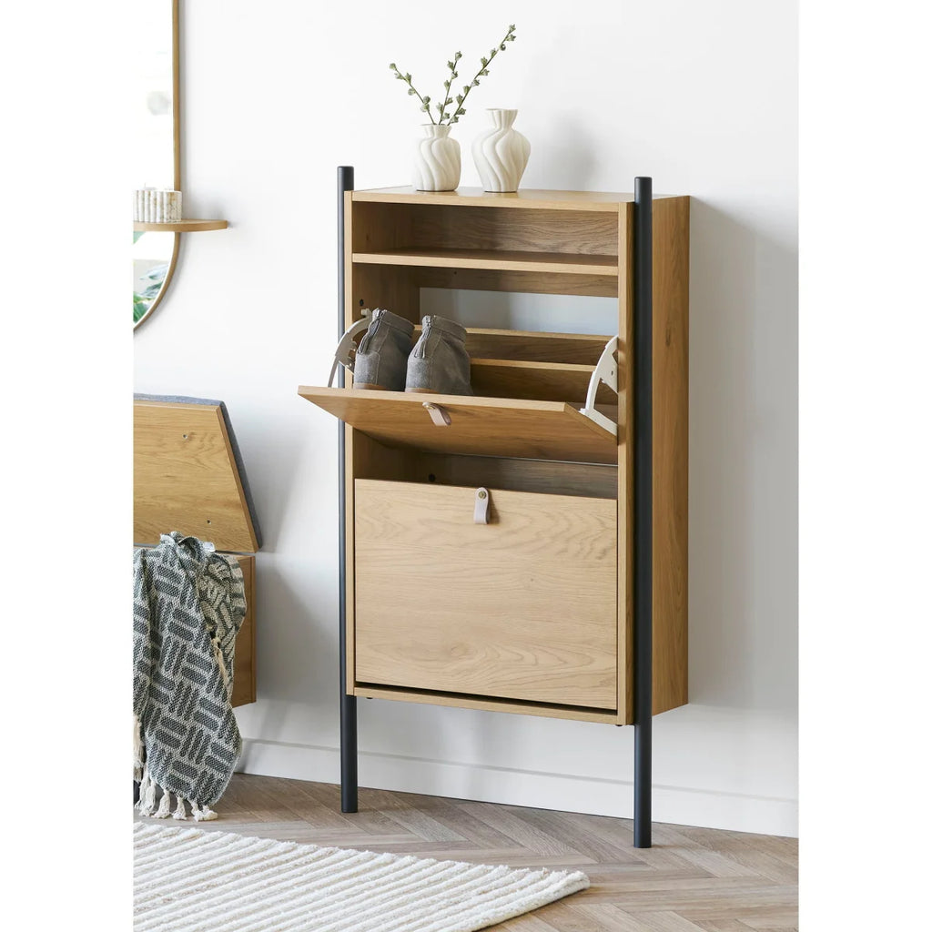 Meuble à chaussures en bois et métal avec niche ouverte et poignées noires