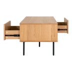 Table basse en bois clair de chêne clair avec deux tiroirs ouverts et pieds en métal noir