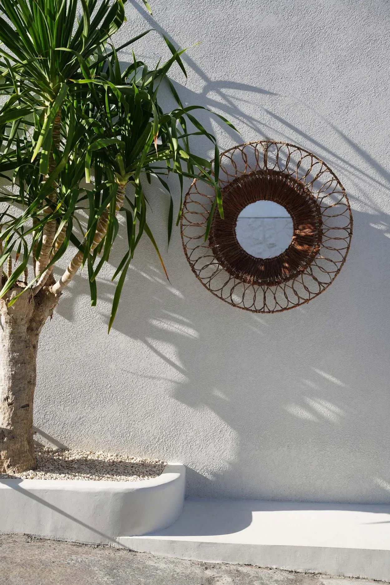 Miroir mural rond en rotin tressé naturel ajouré de 80 cm de diamètre