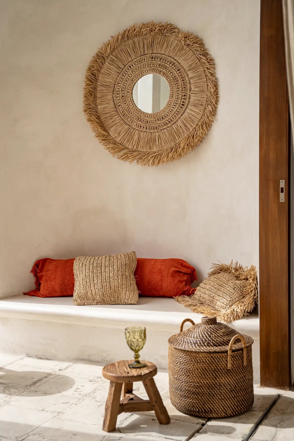 Miroir en raphia naturel rond 70 cm avec franges artisanales