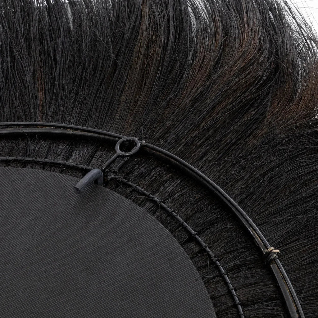 Perruque cheveux noirs avec bande élastique ajustable et crochet de fermeture