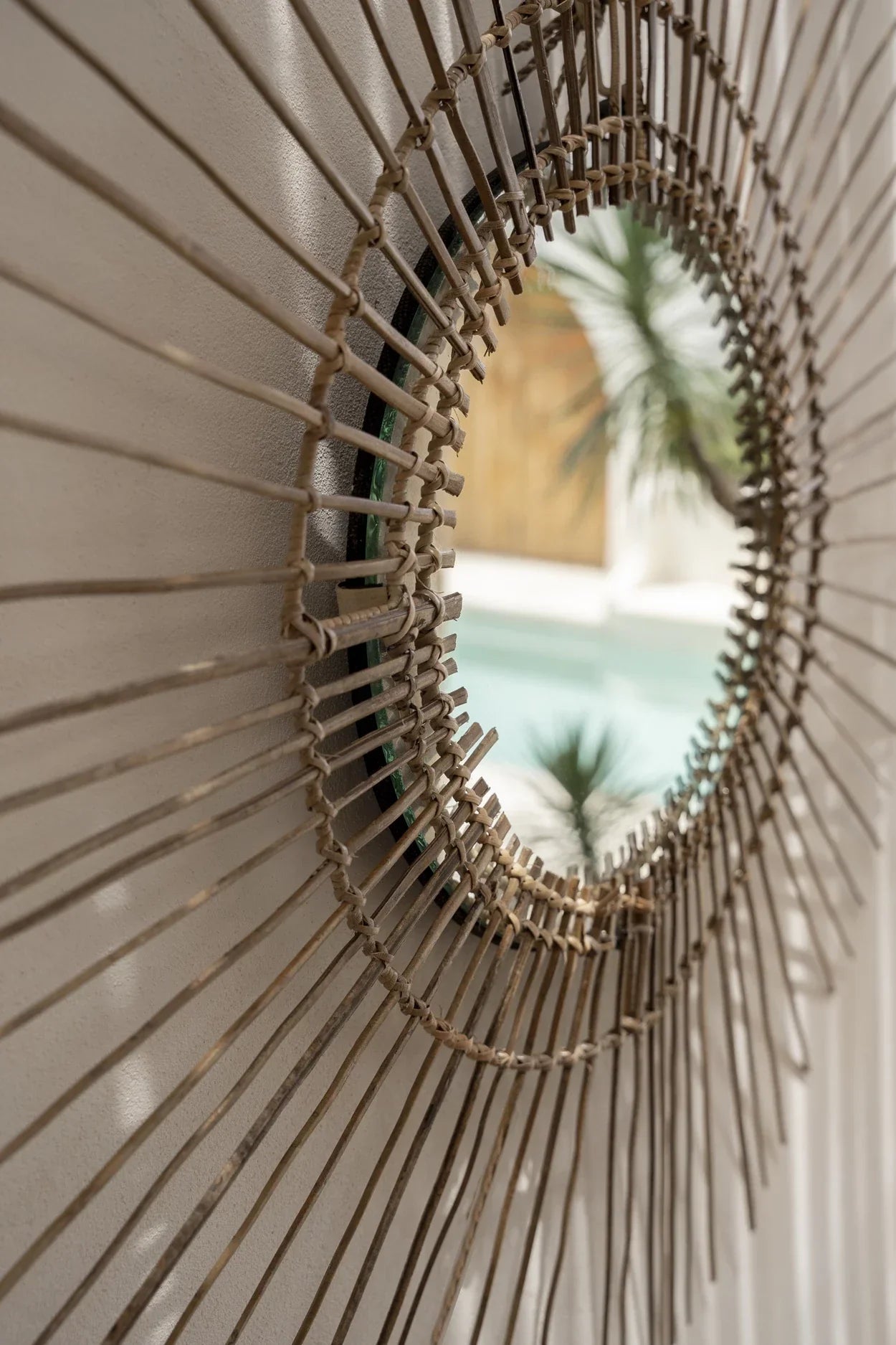 Miroir rond en rotin naturel 85 cm – esprit vintage