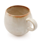 Mug en céramique crème à anse large et bord brun dégradé rustique