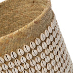 Panier cylindrique en pandan tressé naturel avec coquillages blancs et fibres de paille