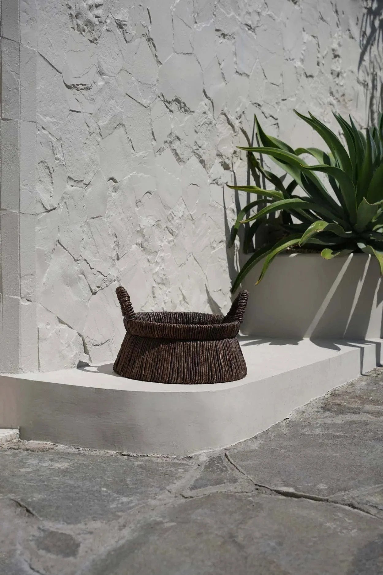 Panier en feuille de bananier tressé 42x26 cm