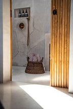 Panier en feuilles de bananier tressées triangle rustique