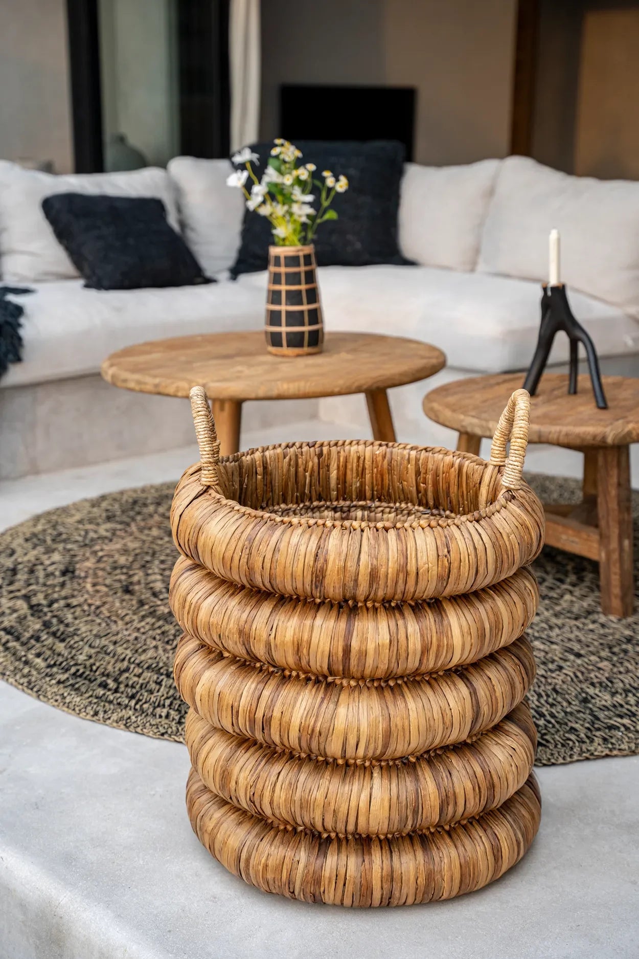 Panier en jacinthe d’eau naturel avec poignées, 66 cm, stockage pratique en rotin