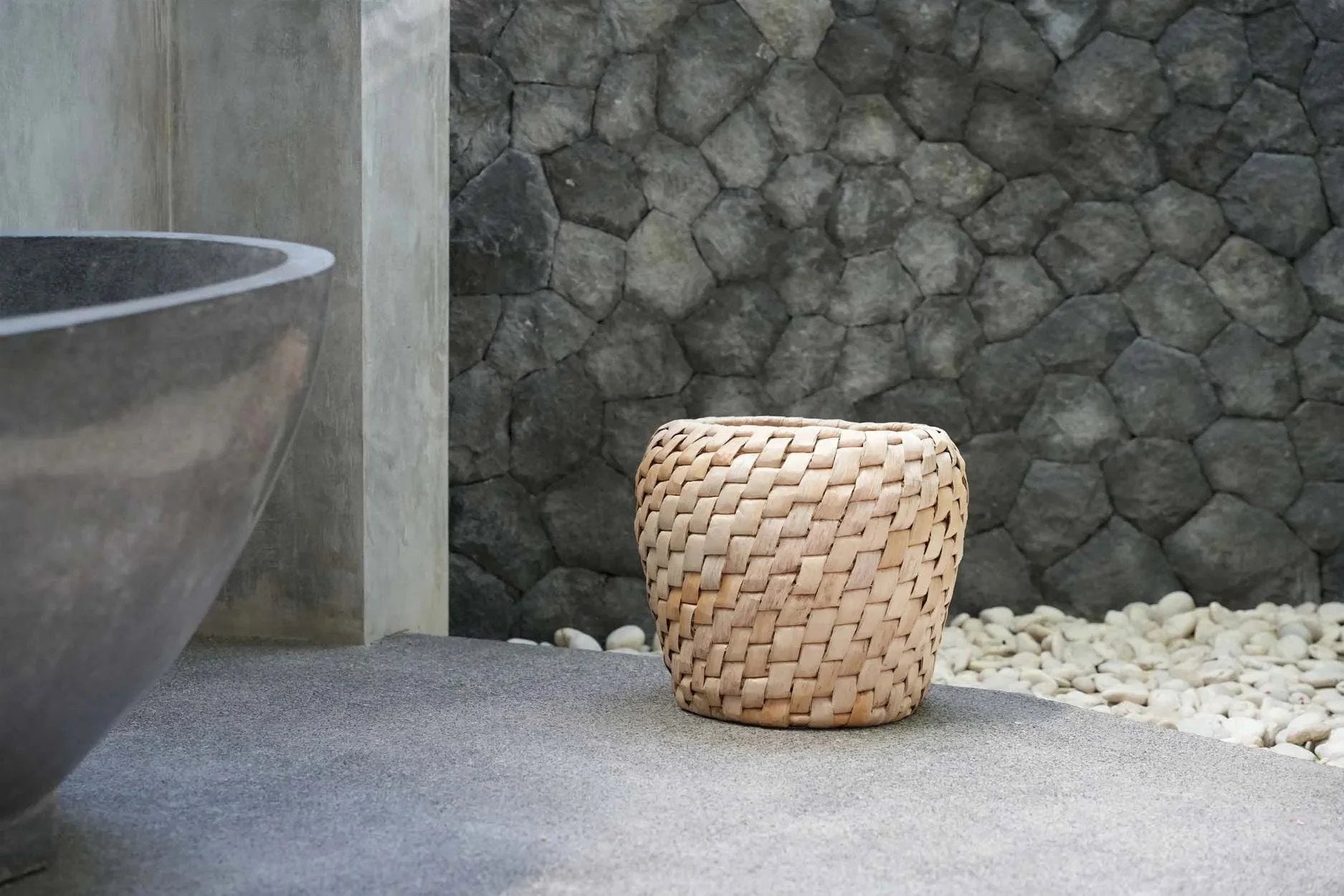 Panier en jacinthe d’eau tressée – Ø41 cm