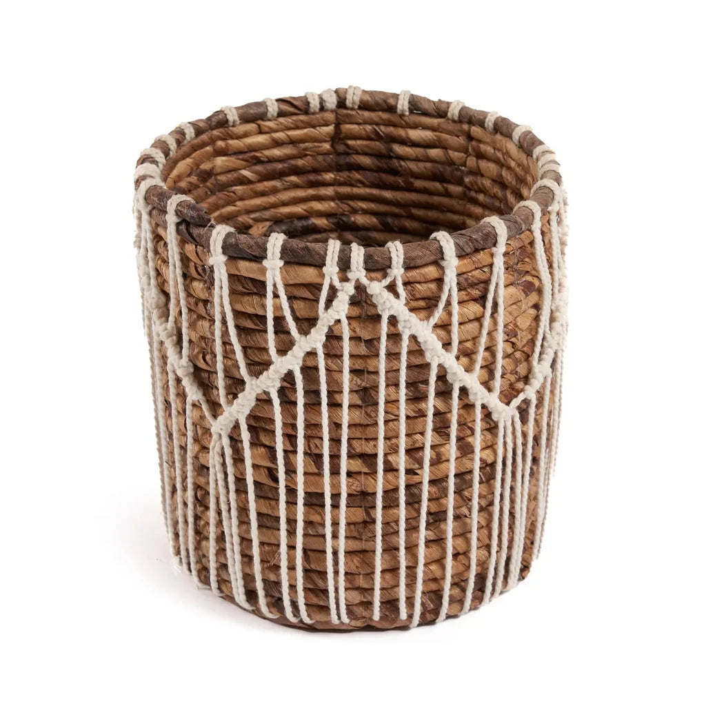 Panier en osier marron avec détails en macramé pour Le panier Macra-mazing Blanc naturel M