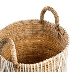 Panier en macramé cylindrique en jonc de mer naturel et blanc avec poignées – H45 cm