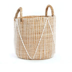 Panier en macramé cylindrique en jonc de mer naturel et blanc avec poignées – H45 cm