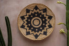Panier mural rond en rotin motif étoile noire naturel – Ø90 cm