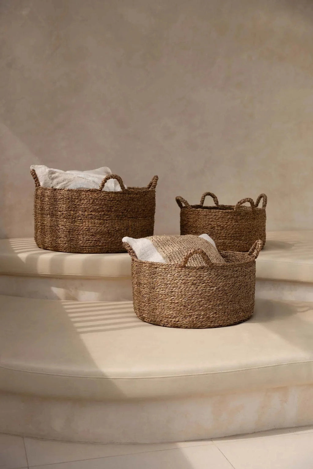 Panier rond en herbe marine naturel avec poignées torsadées – Ø45 cm