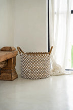 Panier rond en jute tressé avec anses en corde, motif filet blanc, Ø35 cm