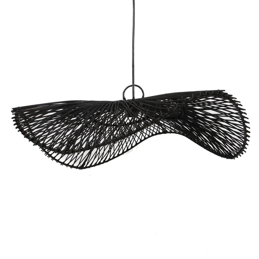 Illustration du lampadaire pendant tissé noir Le Pendentif Chapeau L