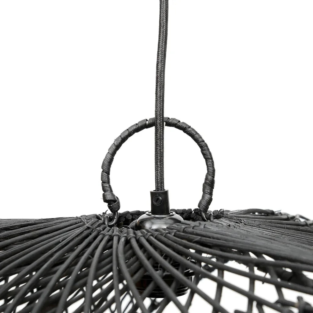Applique enWoven noir Le Pendentif Chapeau Noir L pour éclairage intérieur élégante