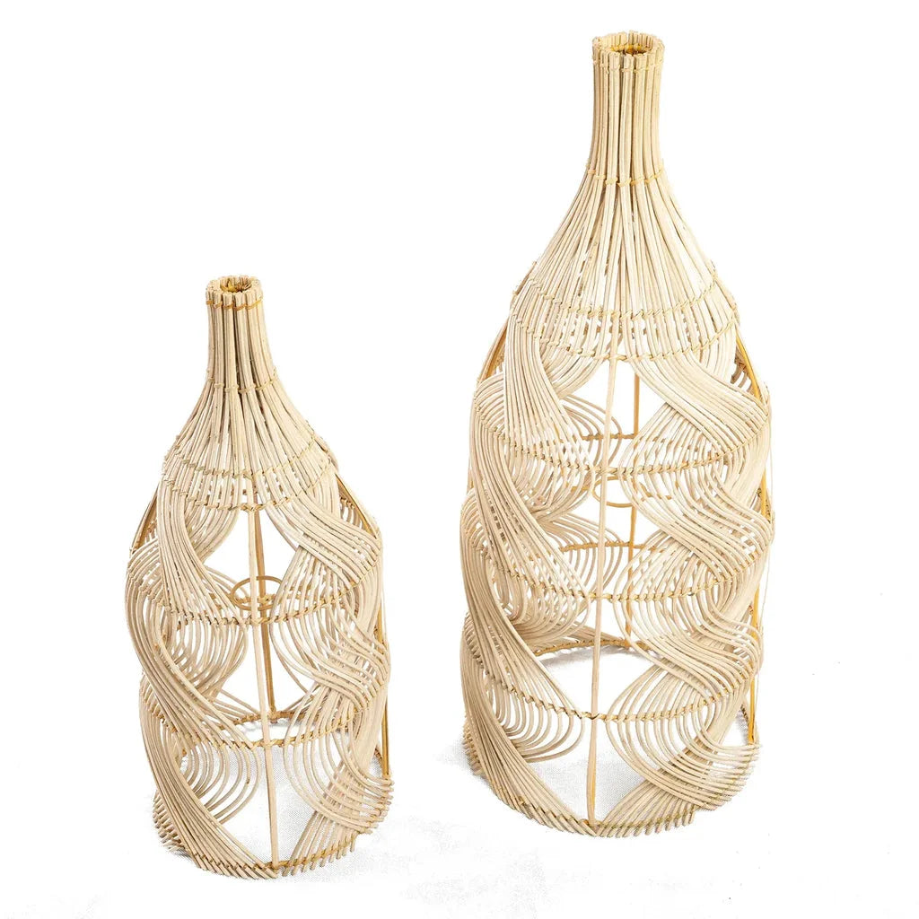 Deux vases en rotin tissés pour la décoration naturelle Le pendentif Garaffa Naturel M
