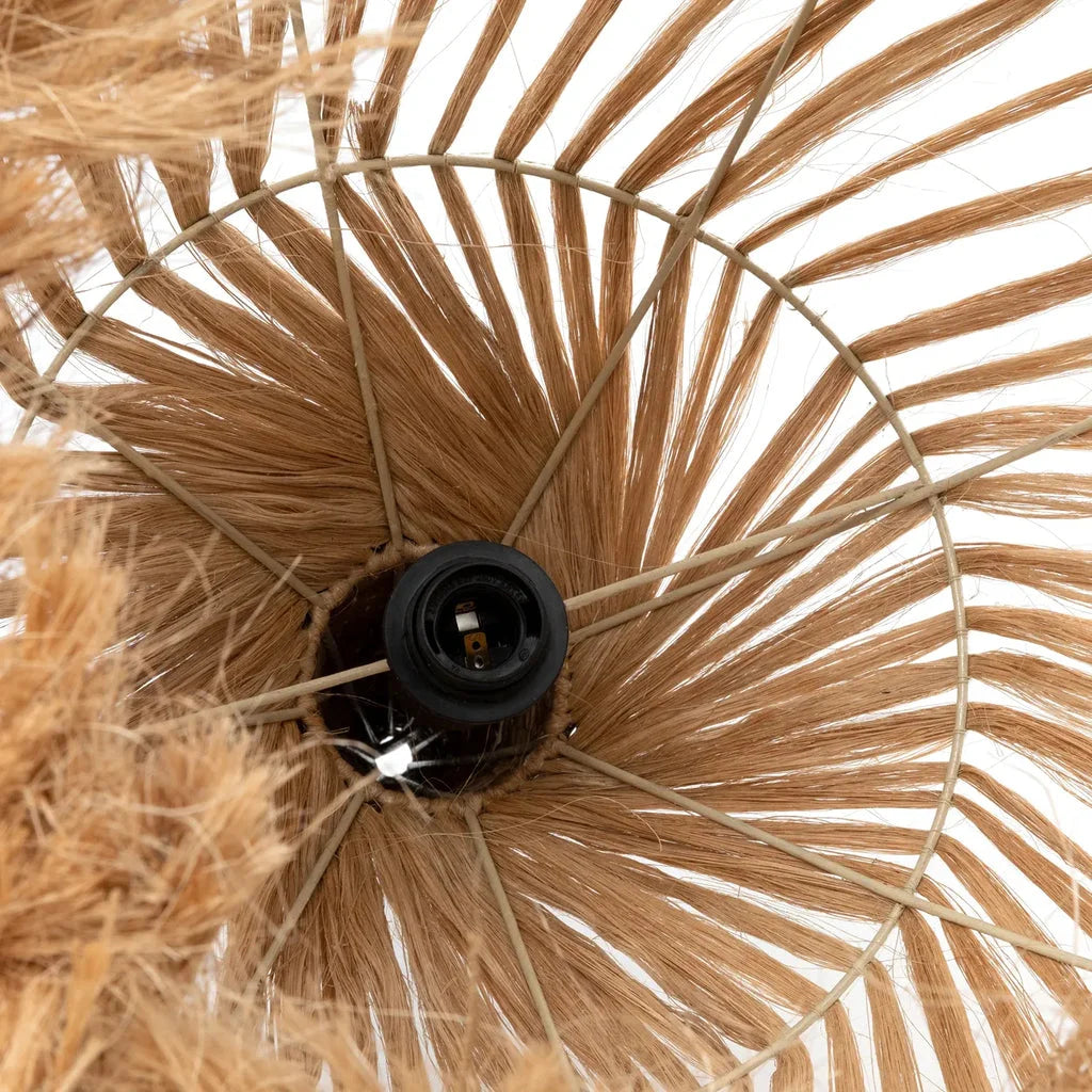 Suspension en paille naturel du luminaire Le Pendentif Hippy Tipi L
