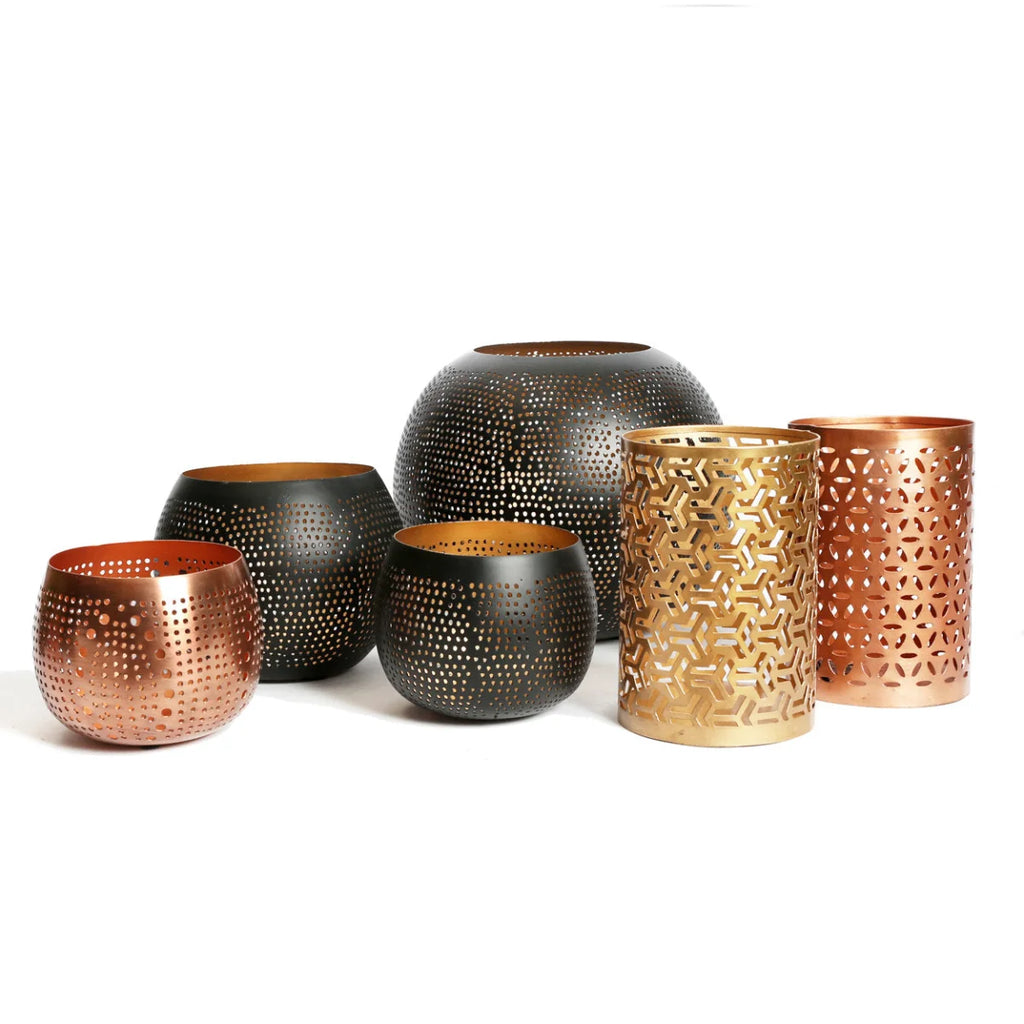 Photophore en laiton doré rose motif géométrique ajouré texturé