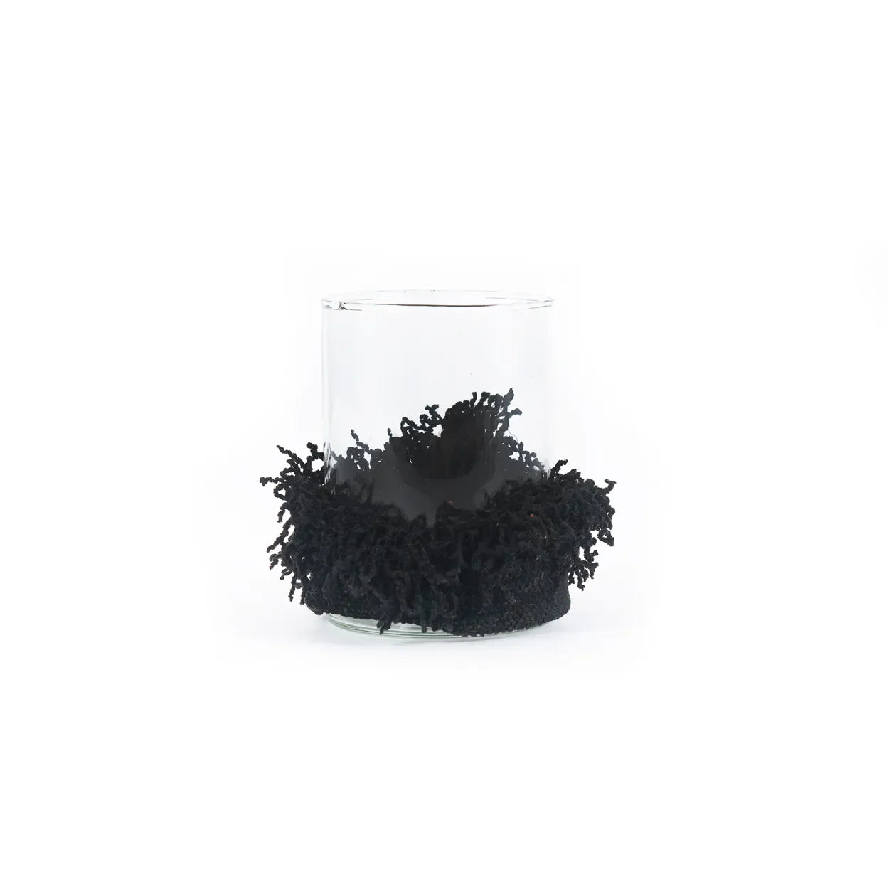 Photophore en verre avec trim noir décoratif et franges pour ambiance élégante