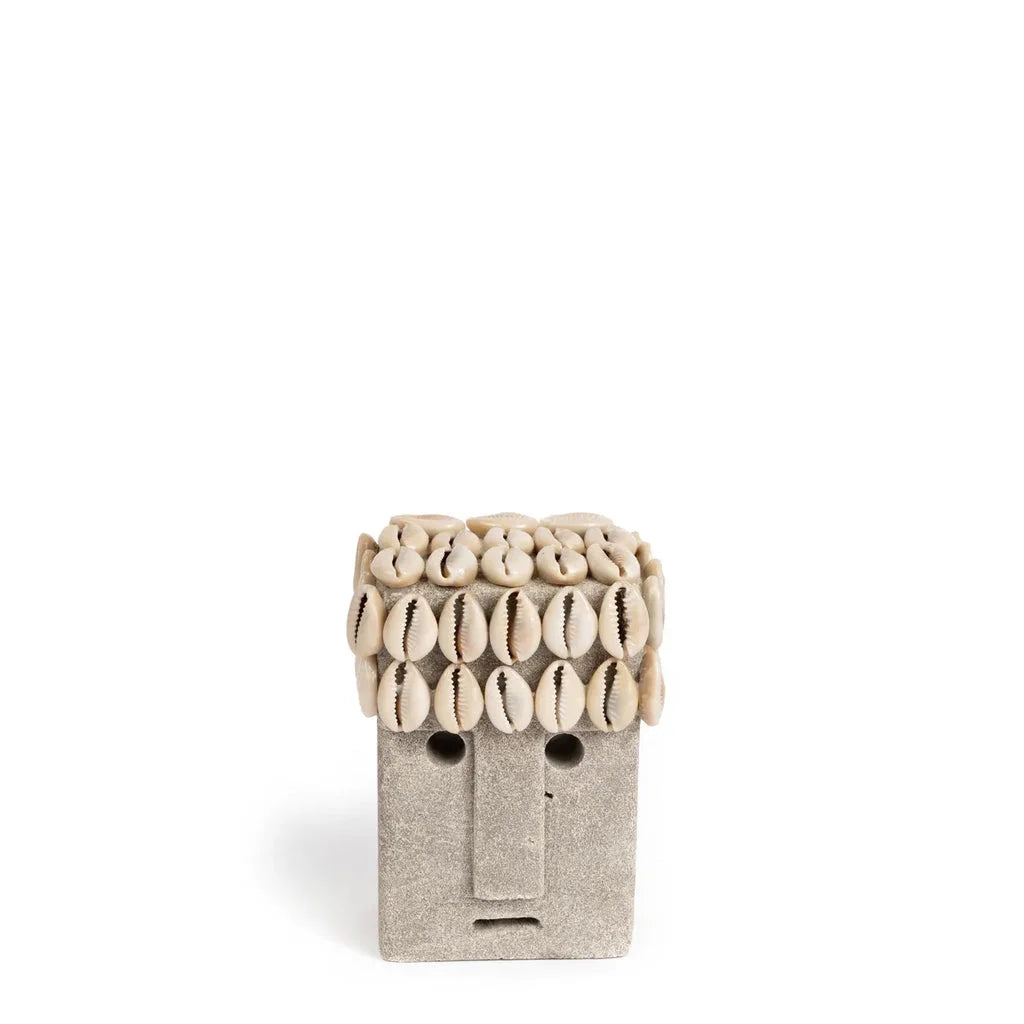 Sculpture de visage en pierre avec cheveux en coquillage du produit La Pierre de Sumba 29