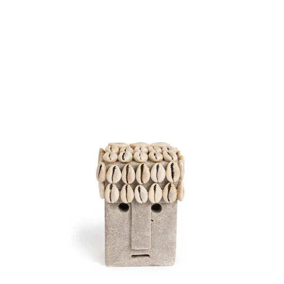 Sculpture de visage en pierre avec cheveux en coquillage du produit La Pierre de Sumba 29