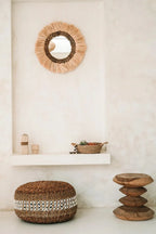 Décor intérieur bohème avec La Pierre de Sumba #30 dans un style élégant et floral